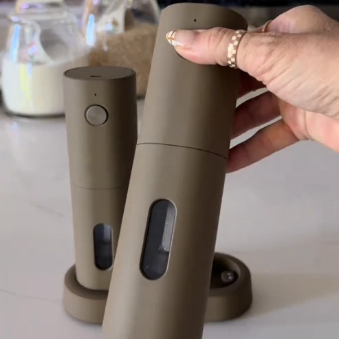 Automatic Electric Salt & Pepper Grinder Set | USB Rechargeable, LED Light & Adjustable Coarseness